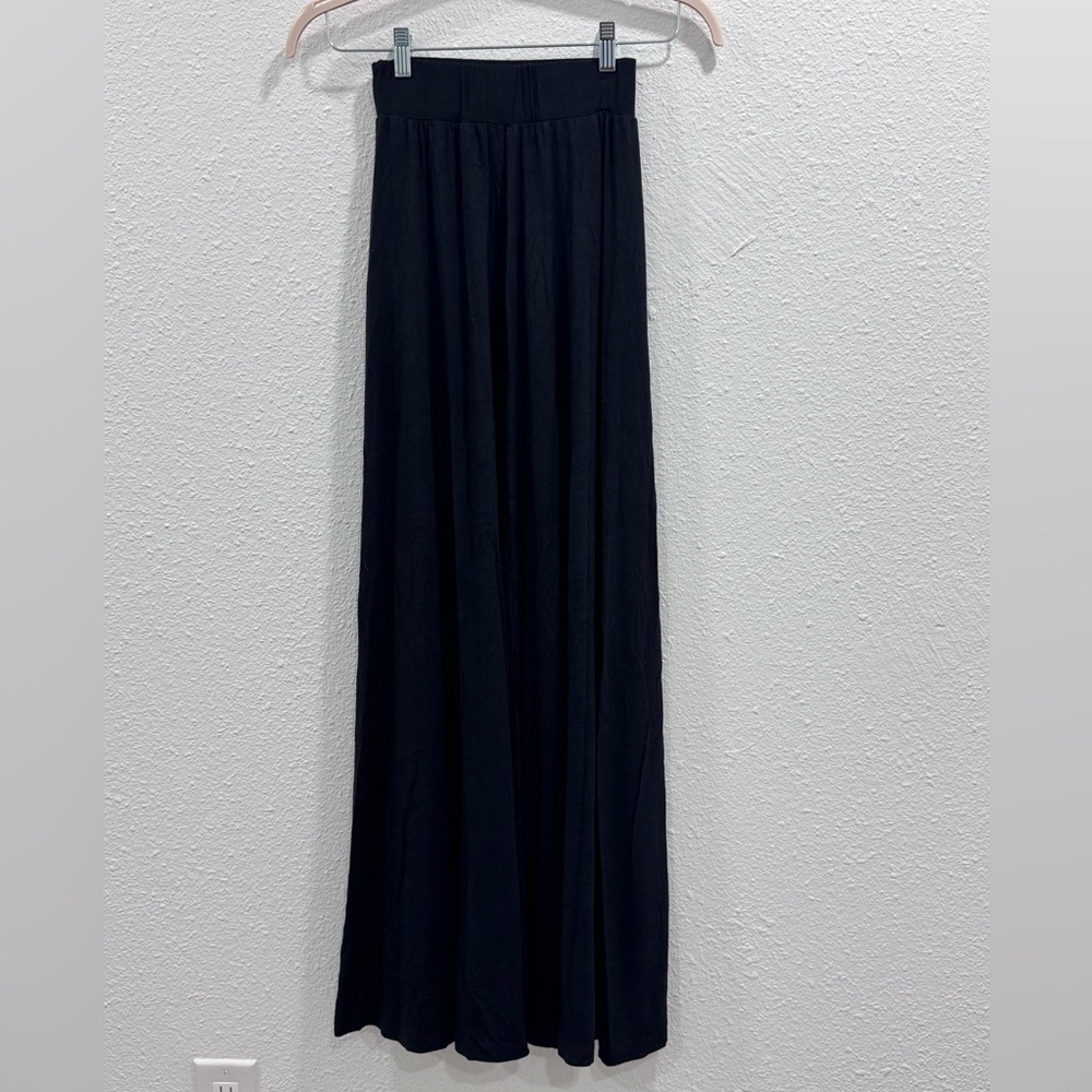 NWOT Blue Life Black Maxi Skirt